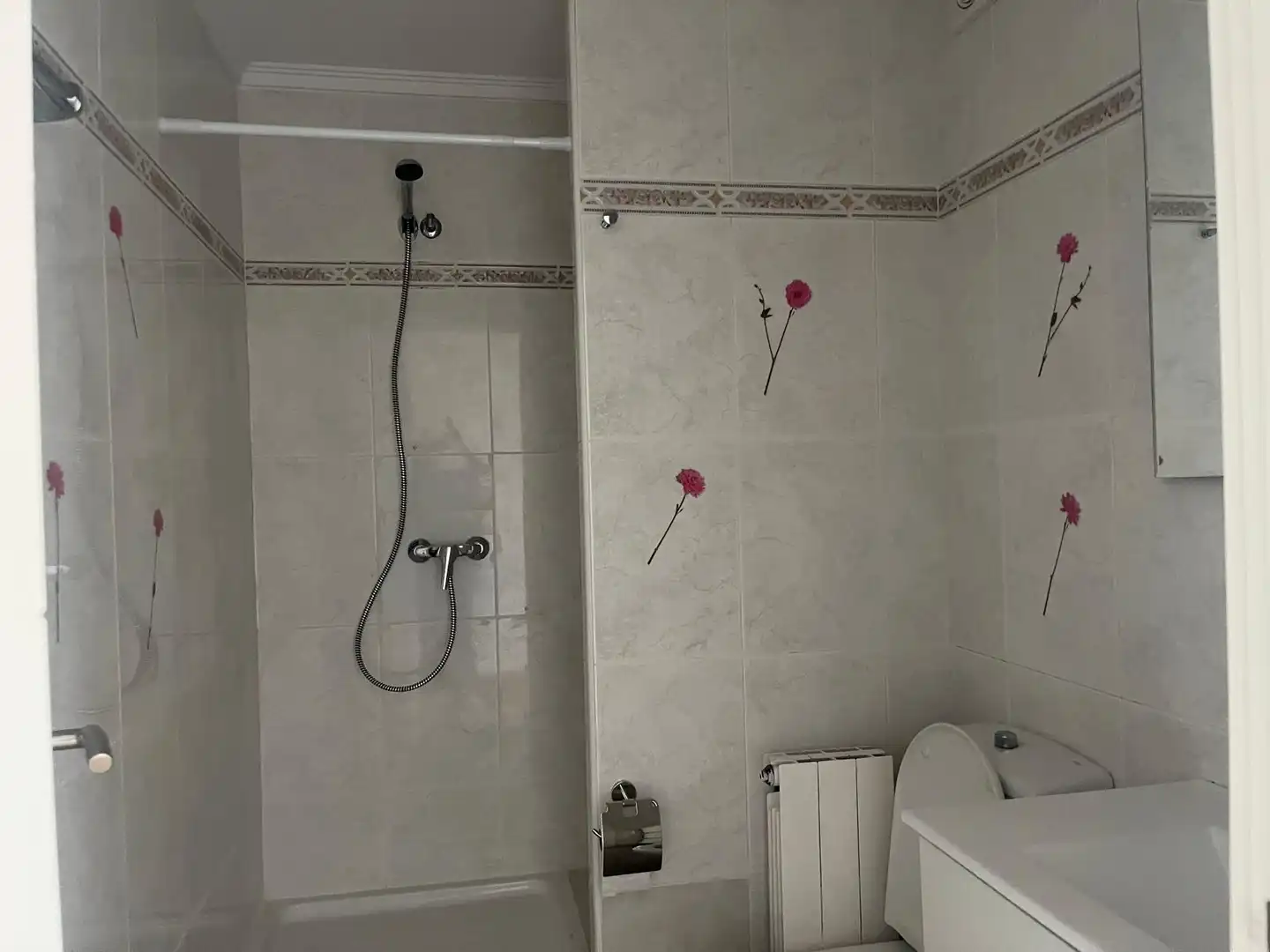 Baño de Piso en venta en Bilbao  con Calefacción, Terraza y Trastero