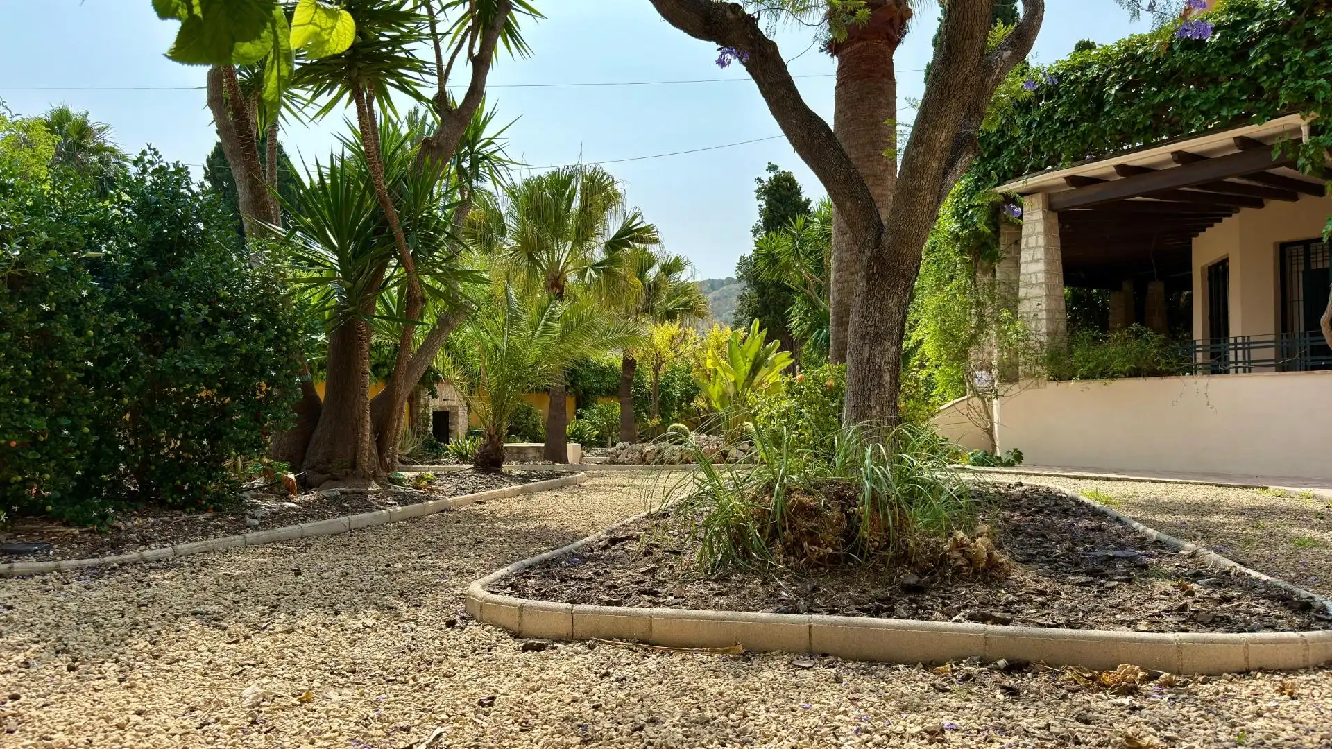 Jardí de Casa o xalet en venda en Alicante / Alacant amb Aire condicionat, Calefacció i Jardí privat