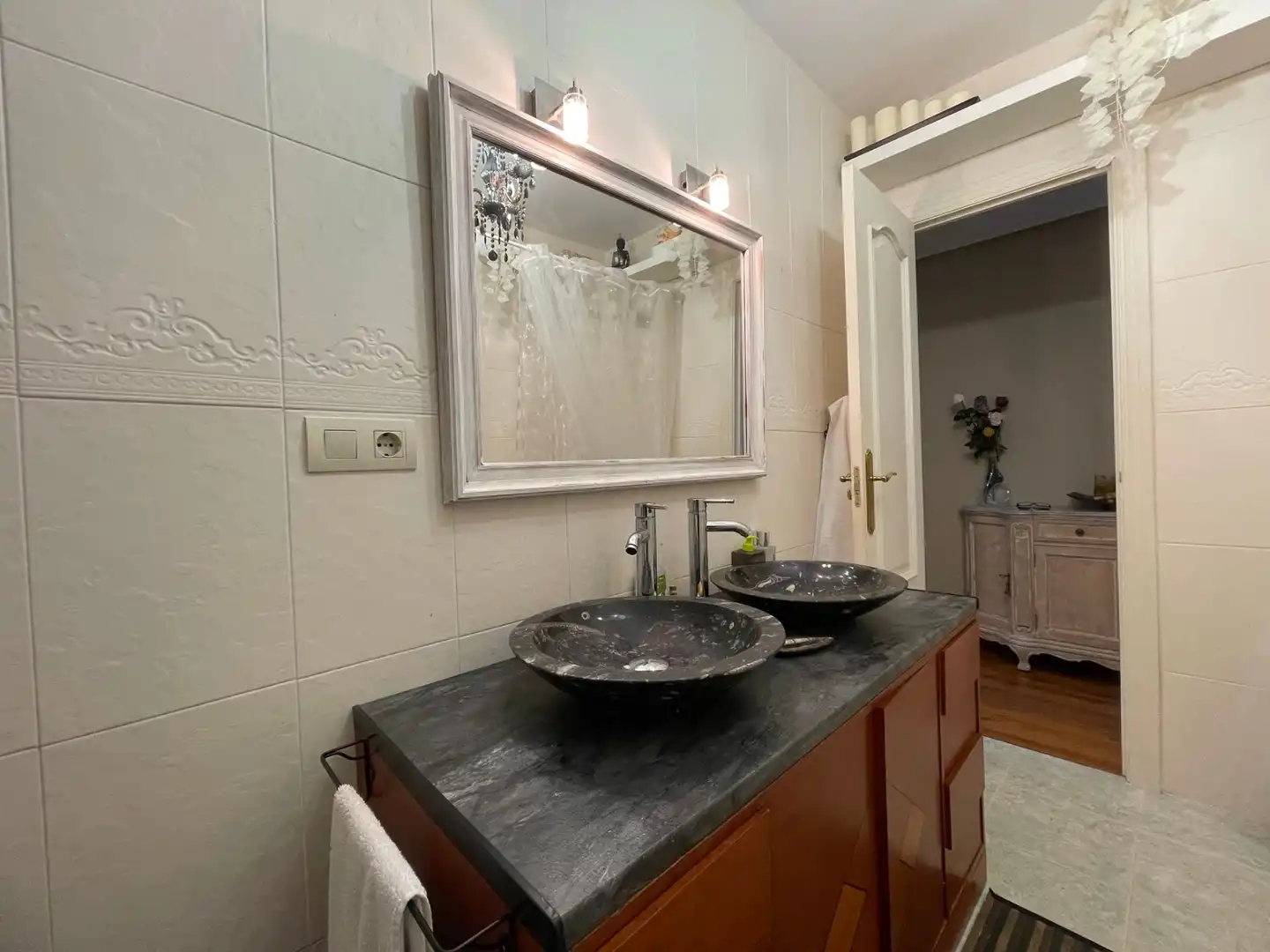 Baño de Piso en venta en Ponferrada con Calefacción, Terraza y Trastero