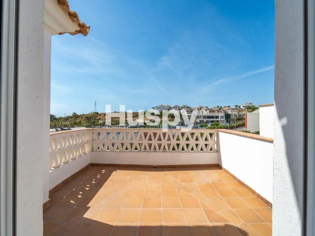 Casa aparellada amb terrassa en venda a Urbanizacion Arroyo Las Cañas, imagen 22