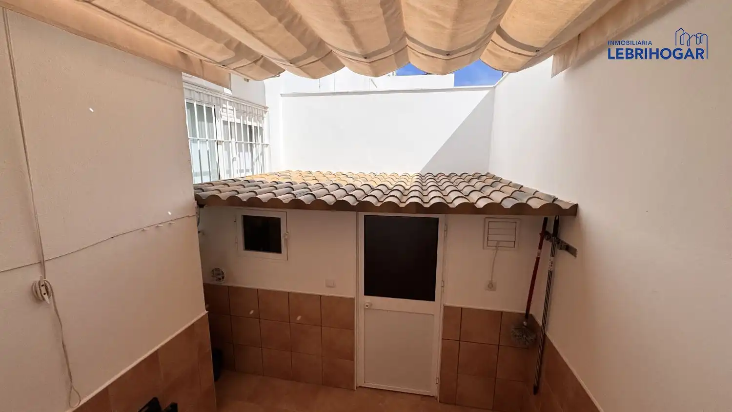 Terrassa de Casa adosada en venda en Lebrija amb Aire condicionat, Calefacció i Terrassa