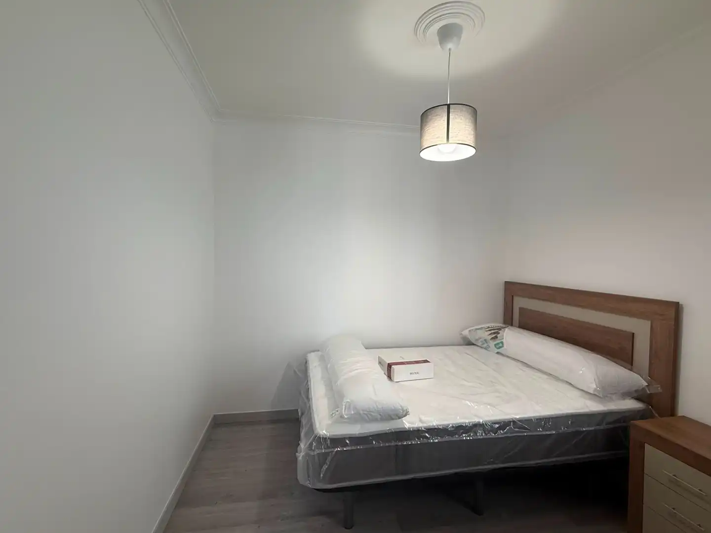 Habitación de Piso de alquiler en Ferrol con Parquet, Amueblado y Horno