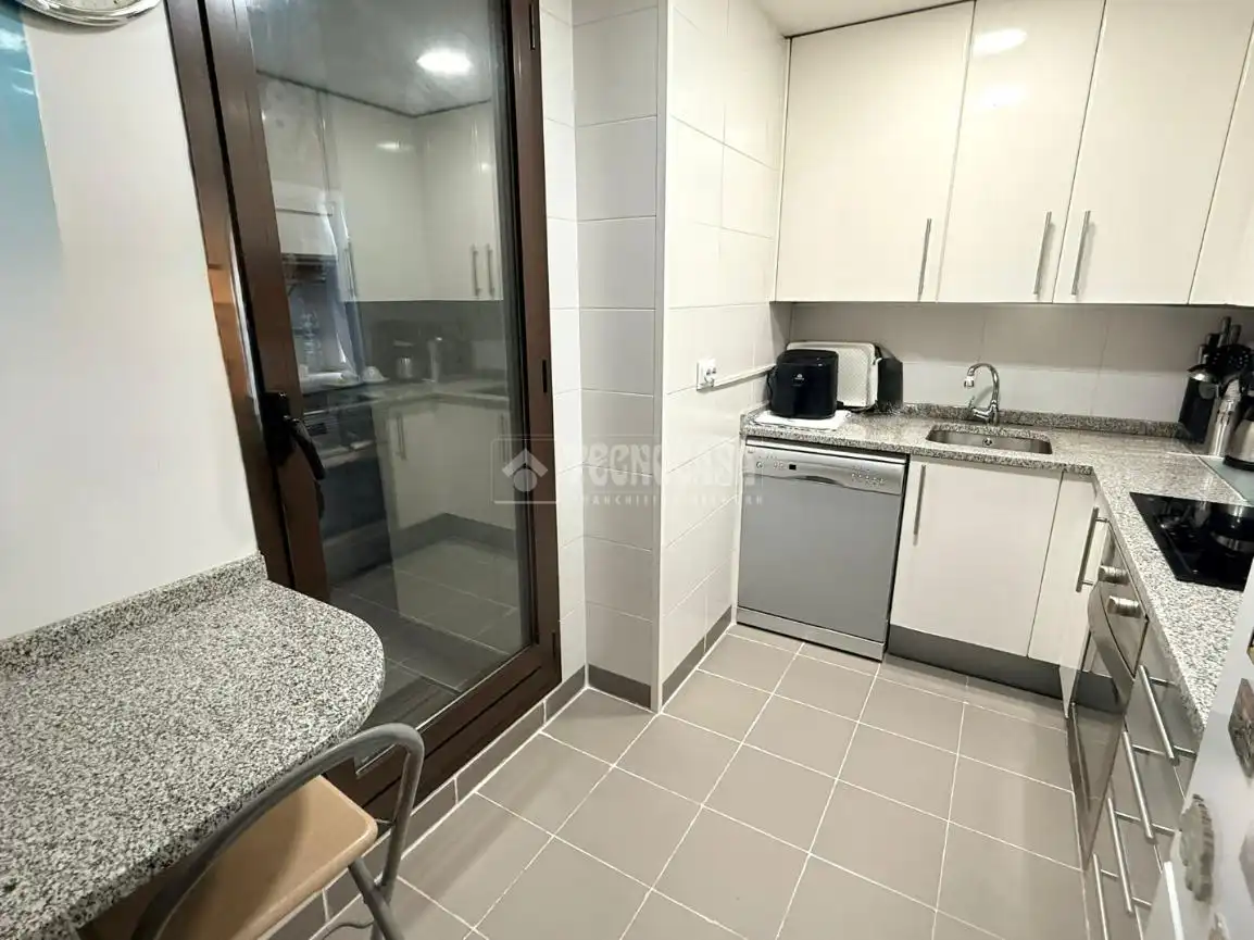 Cocina de Piso en venta en Madrid con Calefacción