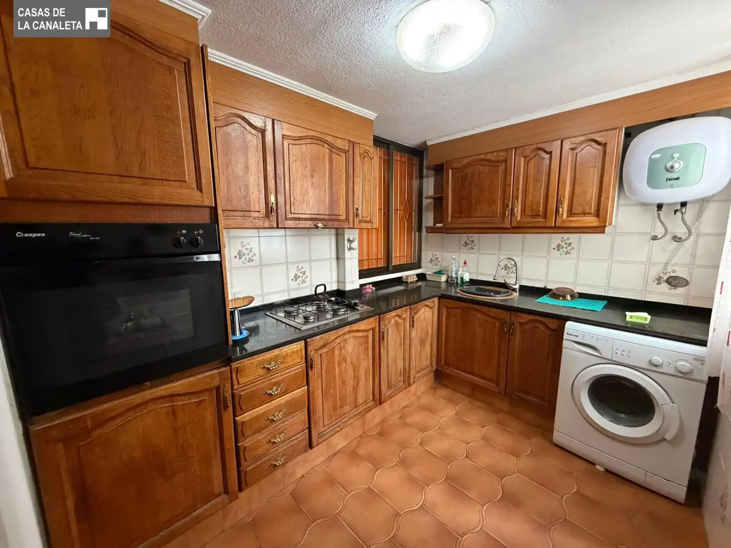 Cocina de Piso en venta en Mislata con Balcón