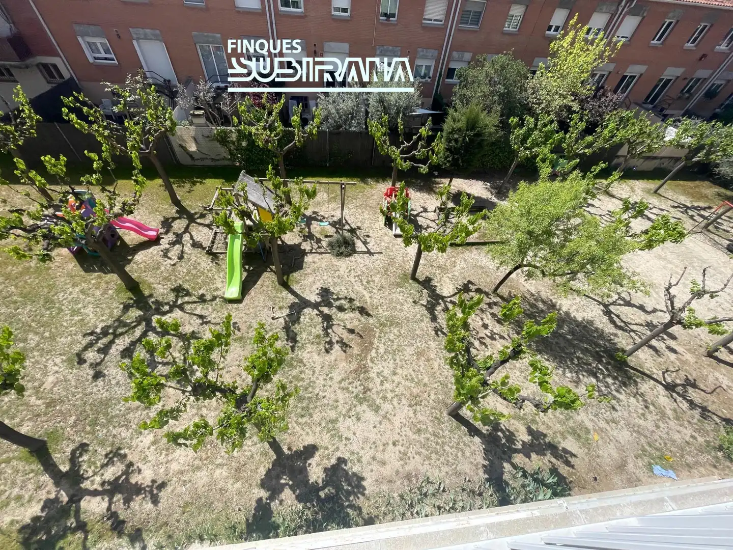 Piso en venta en Igualada con Balcón