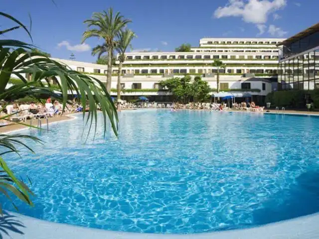 Piscina de Apartamento de alquiler en Adeje con Terraza, Amueblado y Lavadora