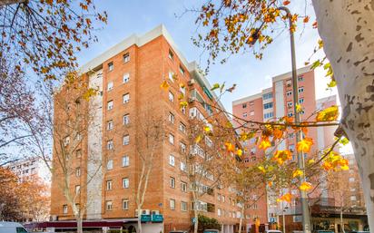 Exterior view of Flat for sale in  Madrid Capital  with Air Conditioner, Heating and Parquet flooring