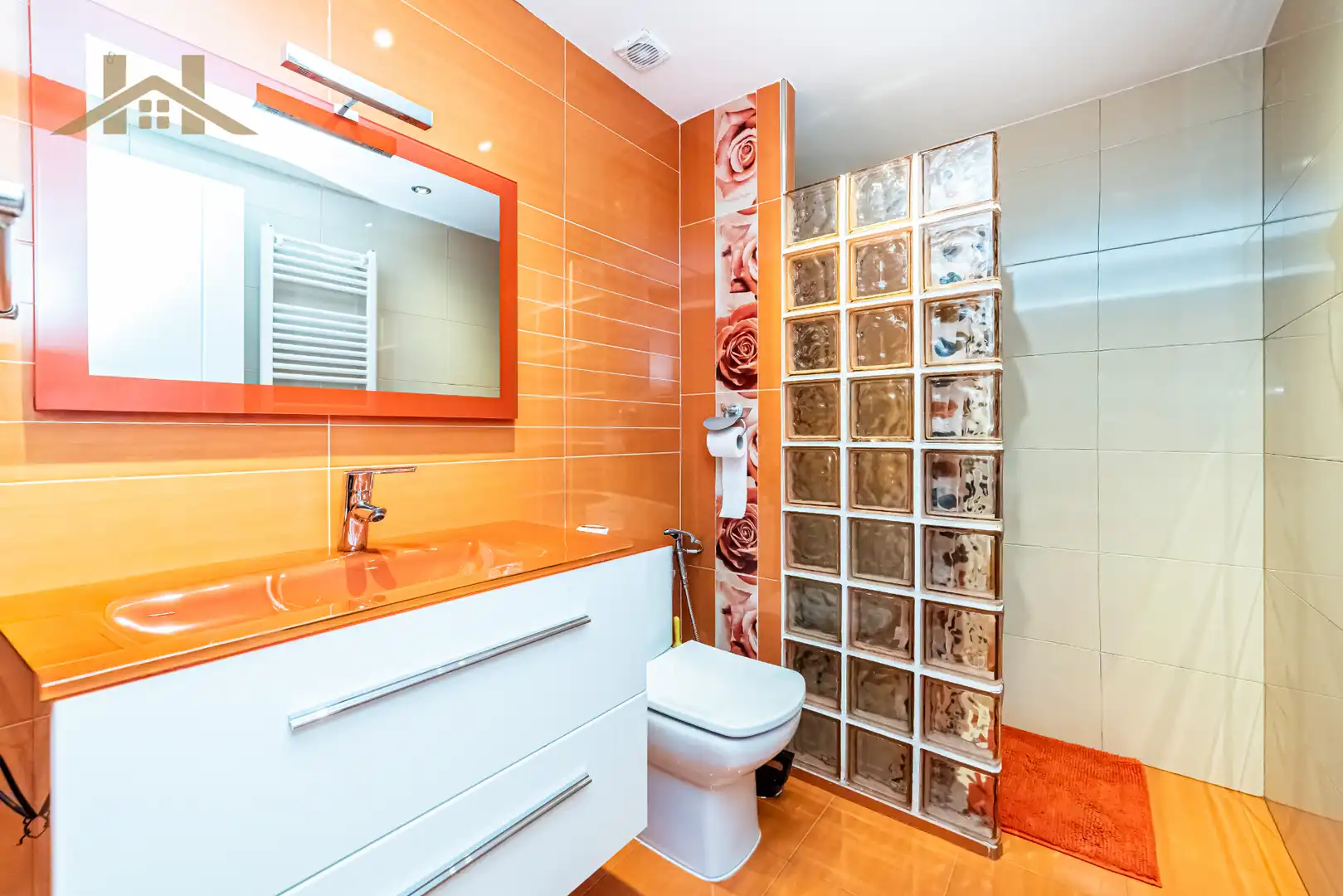 Baño de Piso en venta en Navalcarnero con Aire acondicionado, Calefacción y Trastero