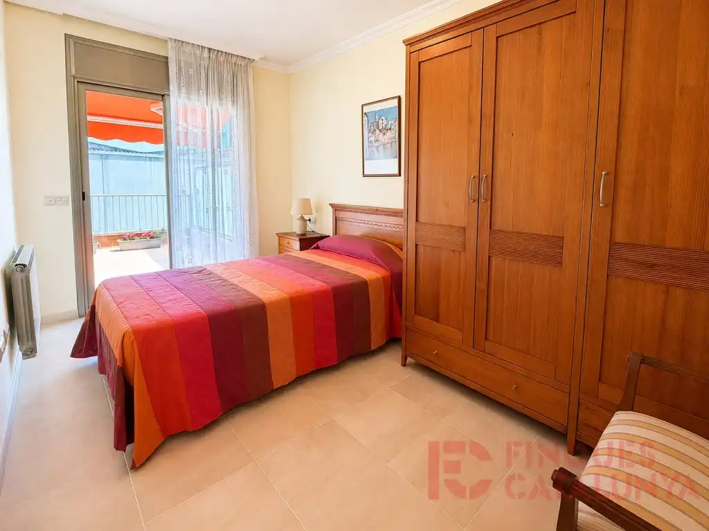 Bedroom of Houses for sale in Vilablareix  with Air Conditioner and Heating