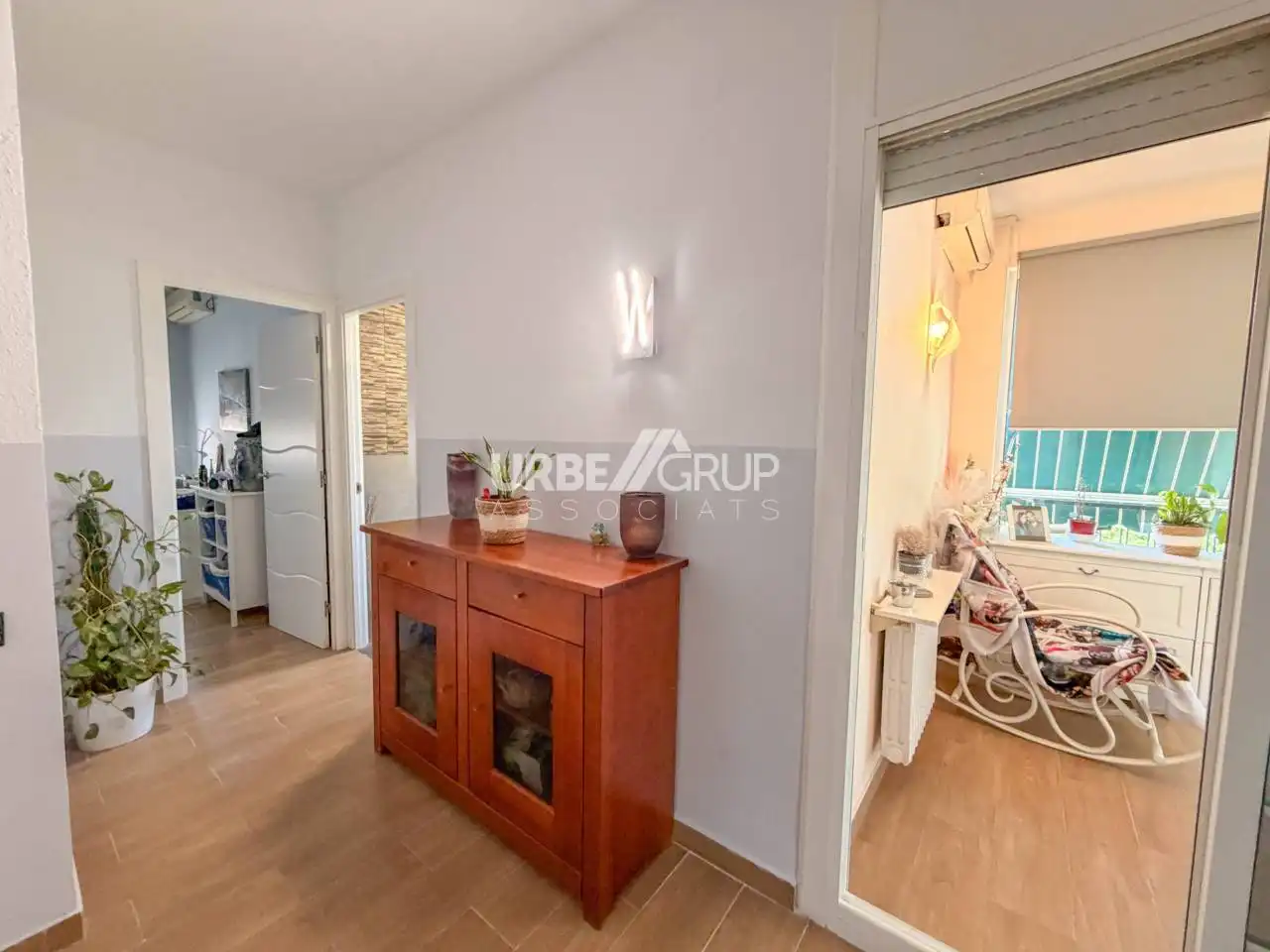 Detached homes for sale in Abrera  with Air Conditioner, Heating and Private garden