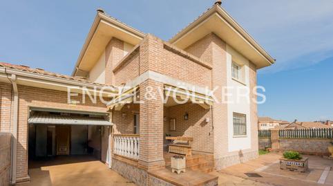 Foto 2 de Casa adosada en venda a Griñón, Madrid