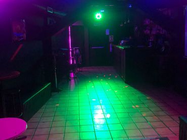 Business premises to rent in del infante
