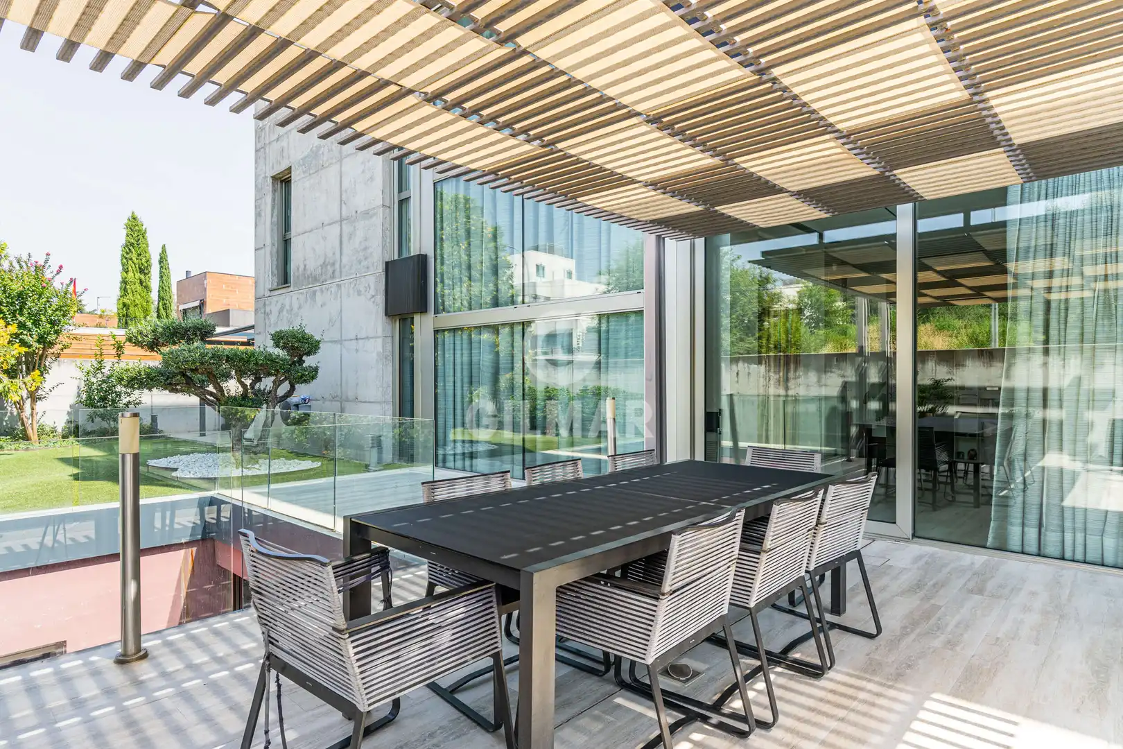 Casa adosada en venta en Valdemarín