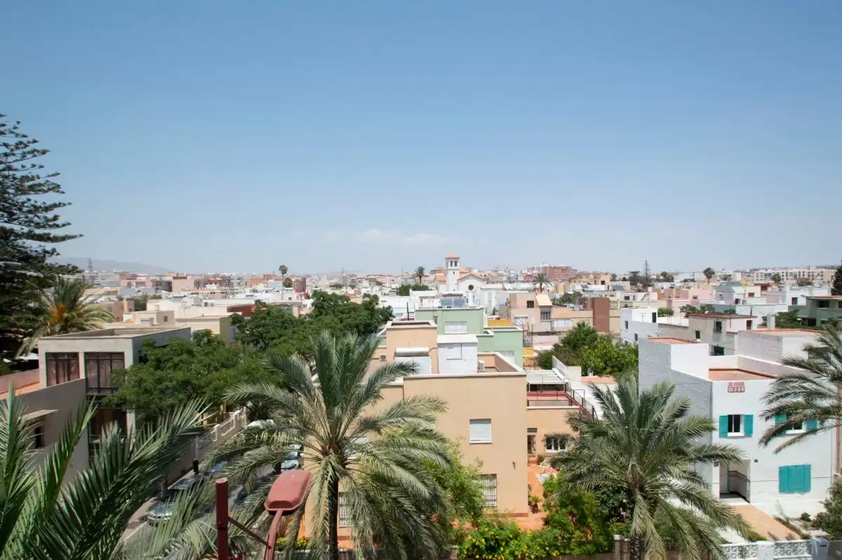 Flat for rent in Ciudad Jardín - Tagarete - El Zapillo