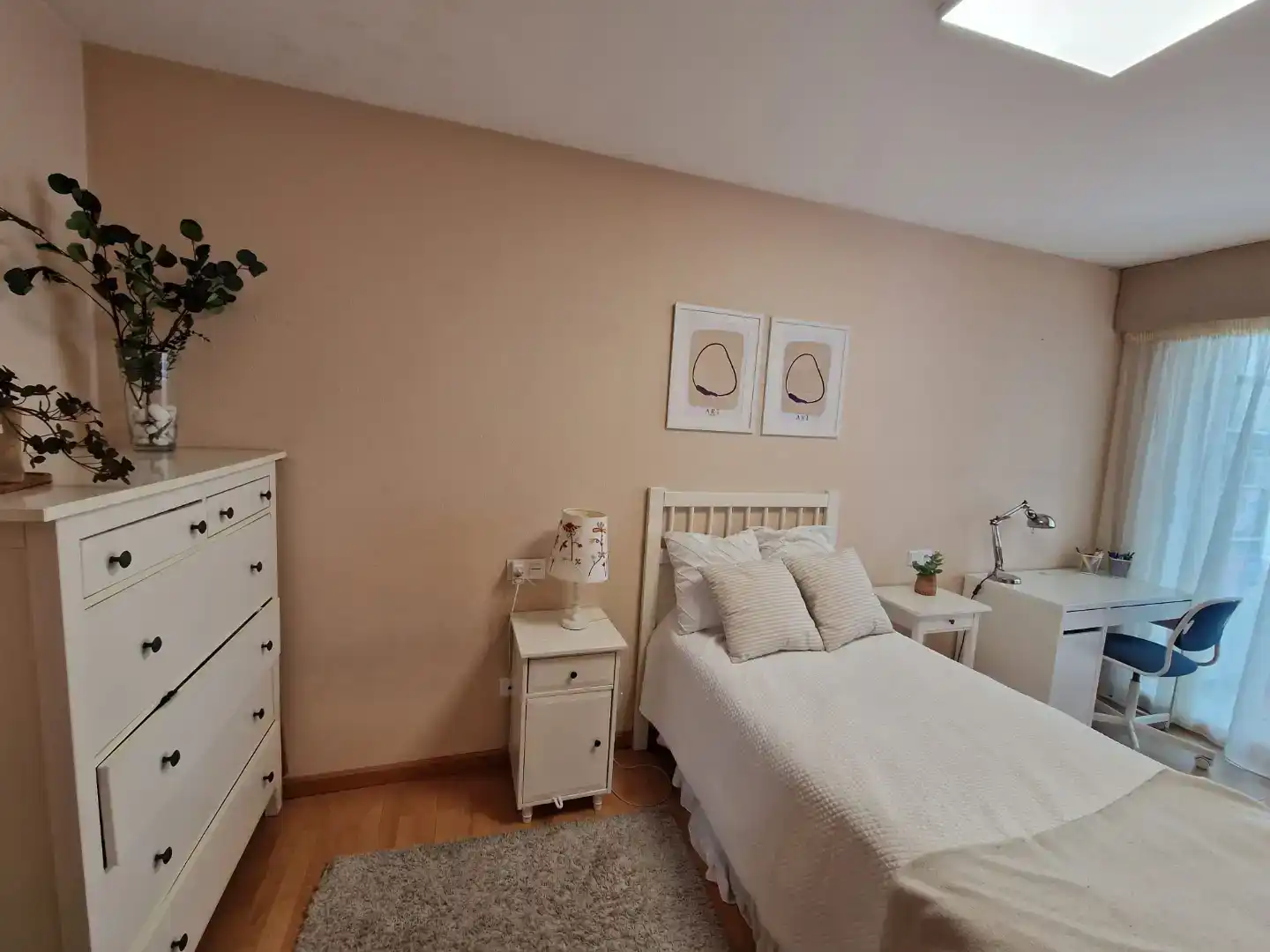 Dormitori de Casa o xalet en venda en A Coruña Capital  amb Balcó