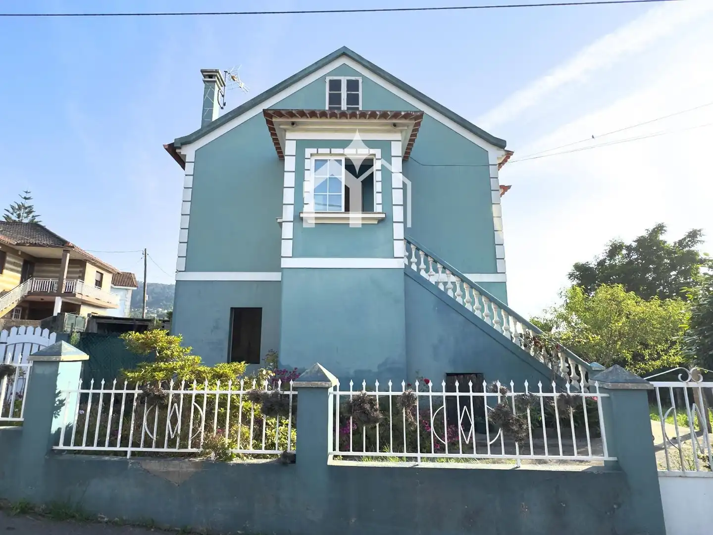 Außenansicht von Haus oder Chalet zum Verkauf in Bueu mit Heizung und Ofen