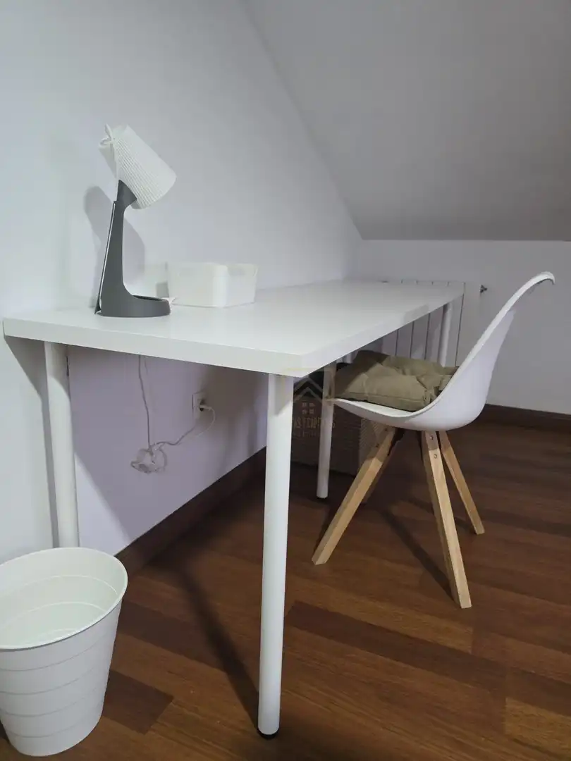 Wohnung zur Miete in Piélagos mit Heizung, Parkett und Möbliert