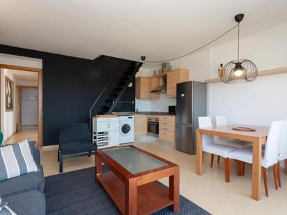 Cuina de Apartament de lloguer en Esplugues de Llobregat amb Aire condicionat, Moblat i Forn