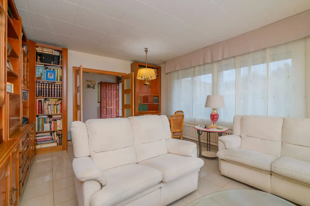 Sala d'estar de Casa o xalet en venda en Gavà amb Aire condicionat, Calefacció i Terrassa