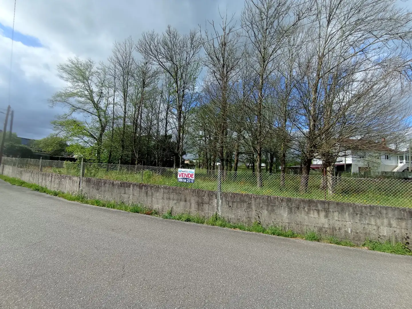 Terreno residencial en venta en Ponteareas