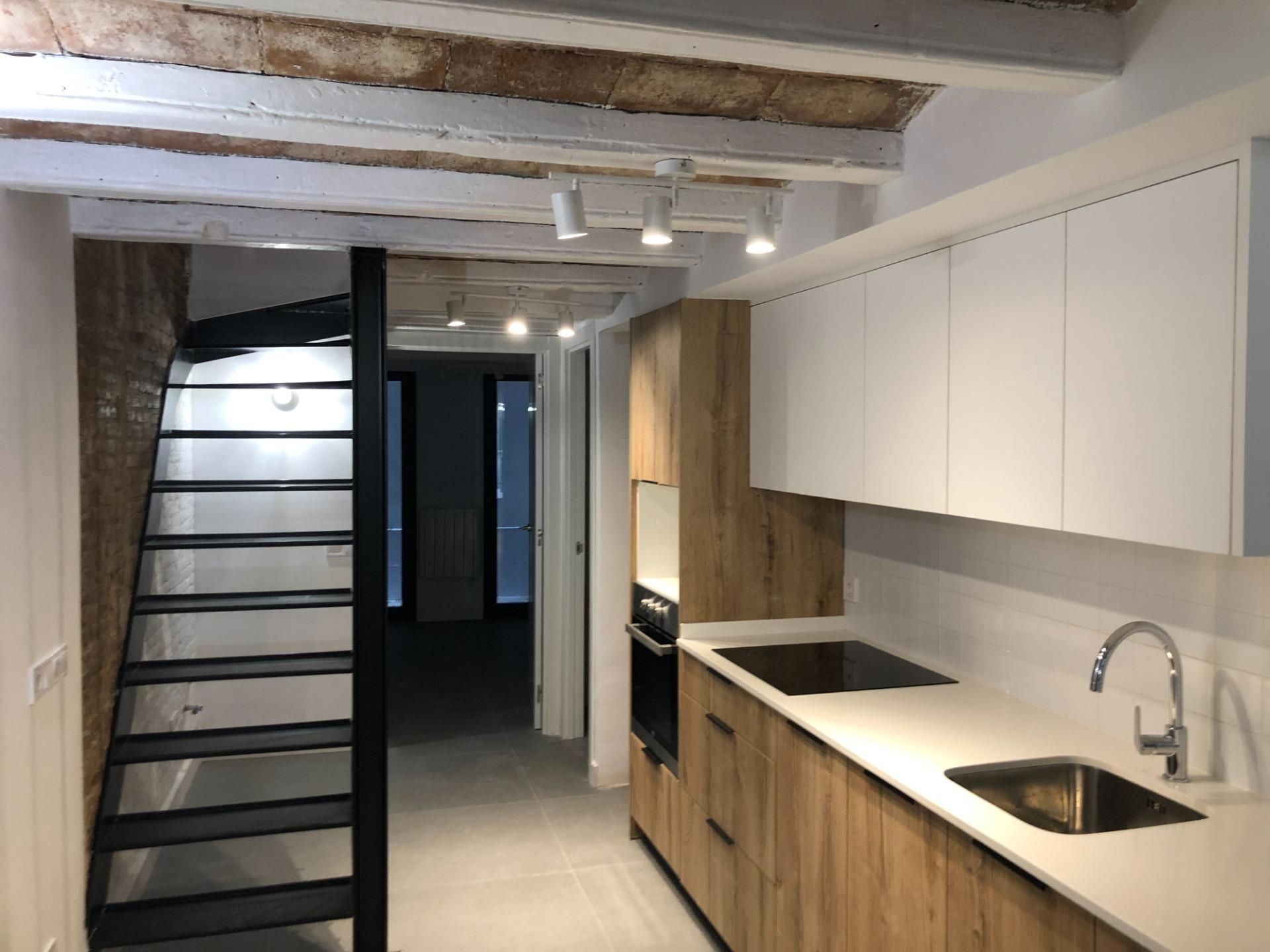 Kitchen of Planta baja for sale in  Barcelona Capital  with Air Conditioner and Heating