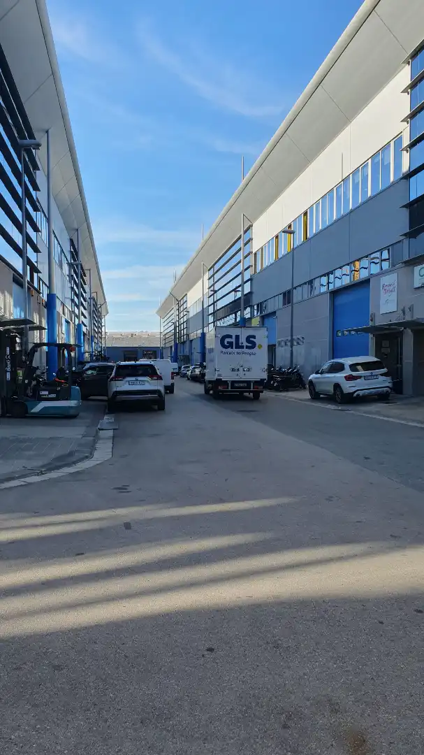 Nave industrielle à louer à Carrer de la Mora 27, imagen 3