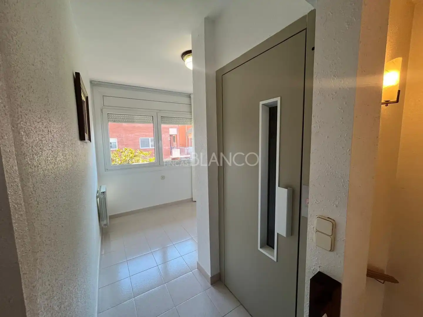 Casa o xalet en venda en Sant Andreu de la Barca amb Calefacció, Traster i Piscina comunitària