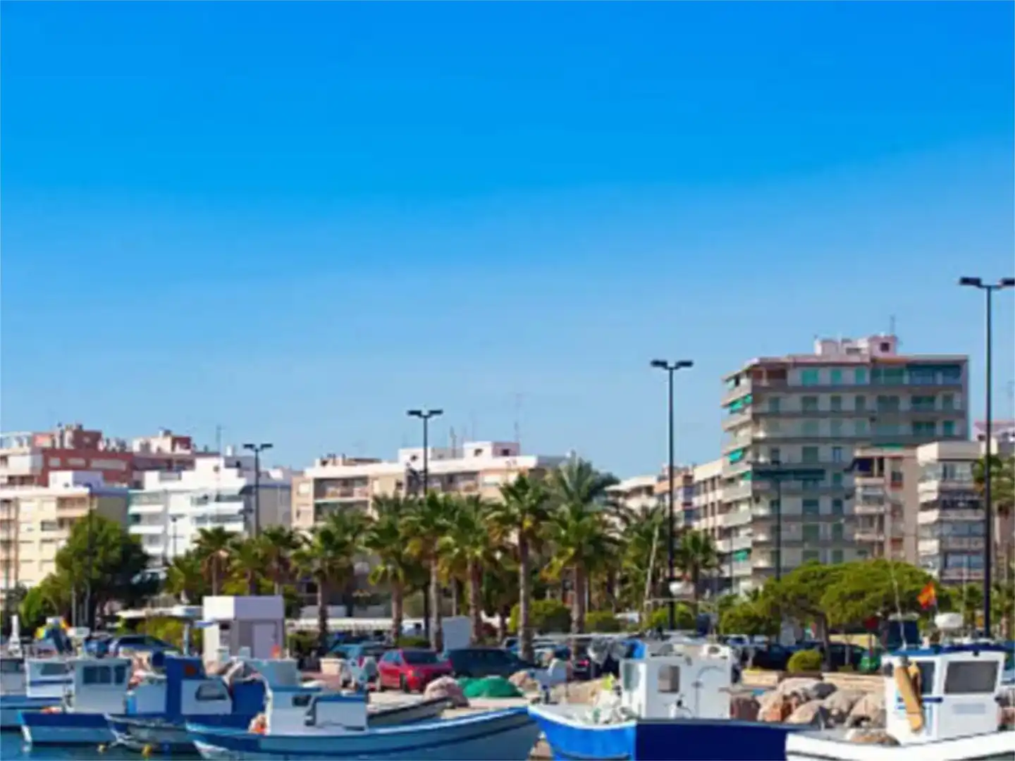 Vista exterior de Piso en venta en Santa Pola con Aire acondicionado