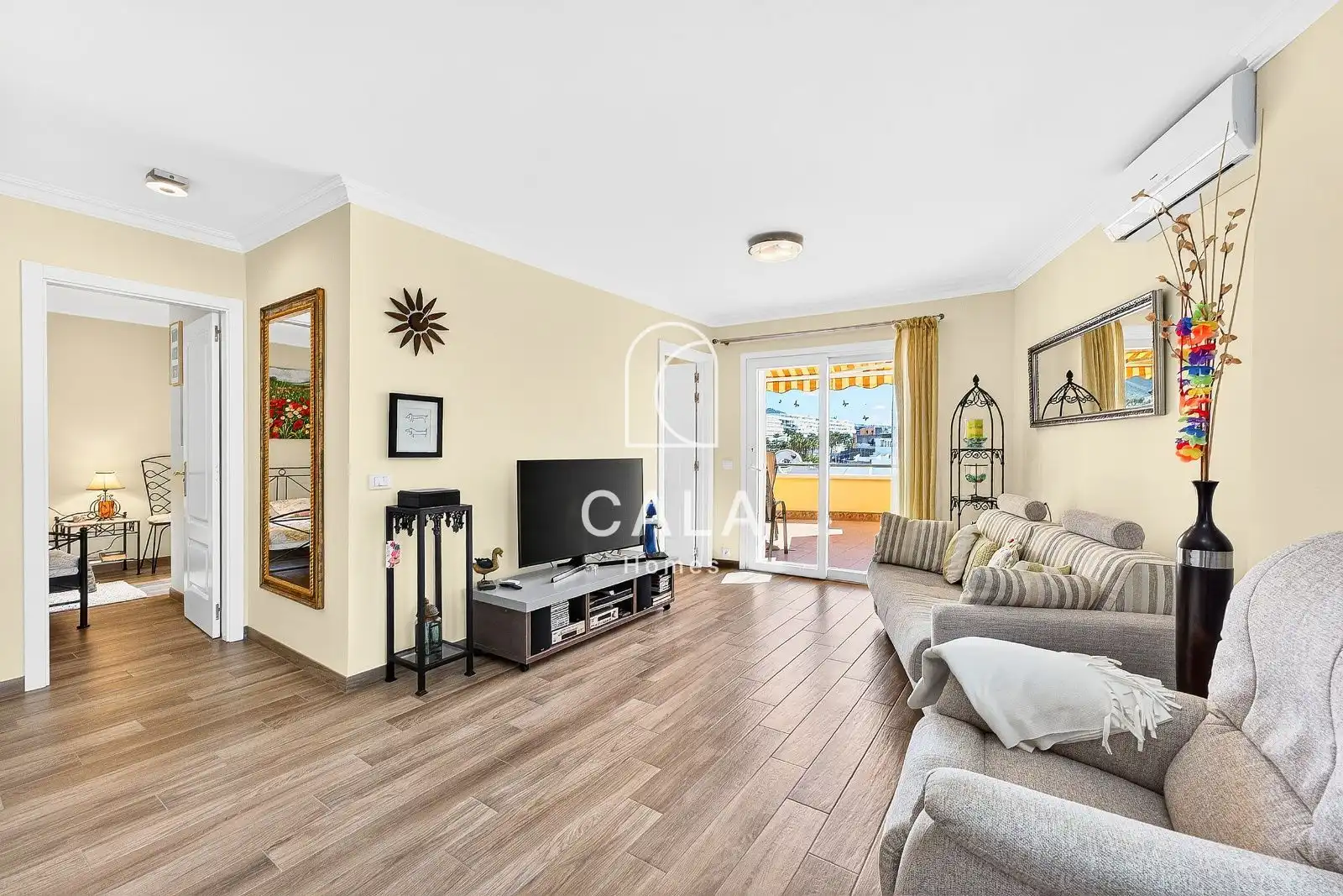 Sala de estar de Apartamento en venta en Adeje con Aire acondicionado, Calefacción y Terraza