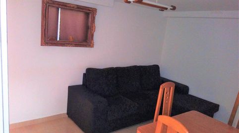 Foto 3 de Planta baja de alquiler en Penis, Cabral - Candeán, Vigo