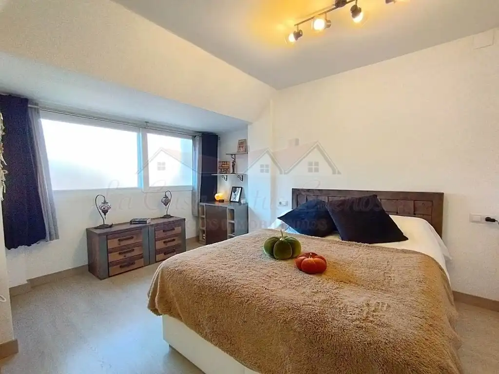 Schlafzimmer von Dachboden zum Verkauf in Elda