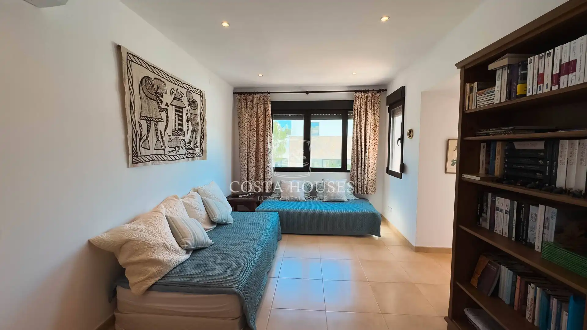 Houses for sale in Jávea / Xàbia  with Air Conditioner, Private garden and Terrace