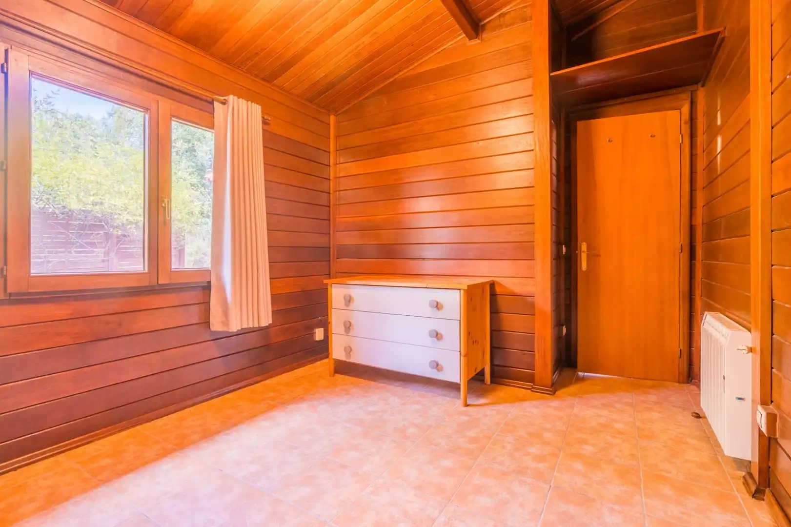 Habitación de Casa o chalet en venta en Torrent con Aire acondicionado, Calefacción y Jardín privado