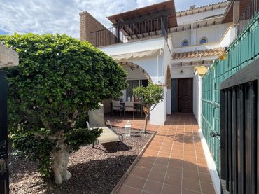 Maisonette mit Pool zum Verkauf in Lomas del Mar