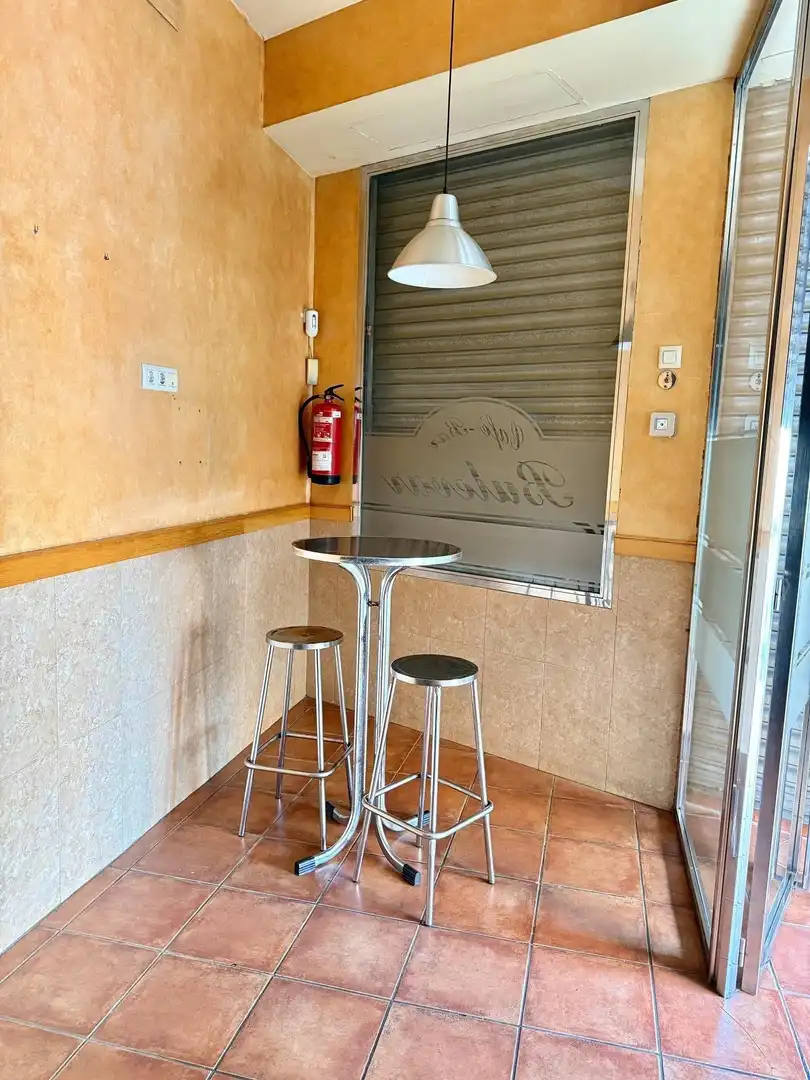 Local en venda en Badajoz amb Aire condicionat i Moblat