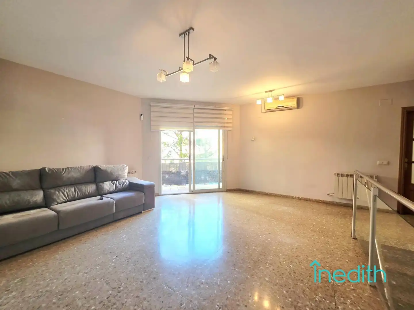 Sala de estar de Piso en venta en Viladecans con Aire acondicionado, Calefacción y Terraza