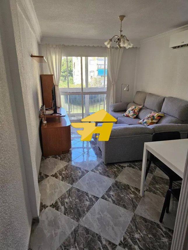 Vista exterior de Pis de lloguer en Málaga Capital amb Aire condicionat i Moblat