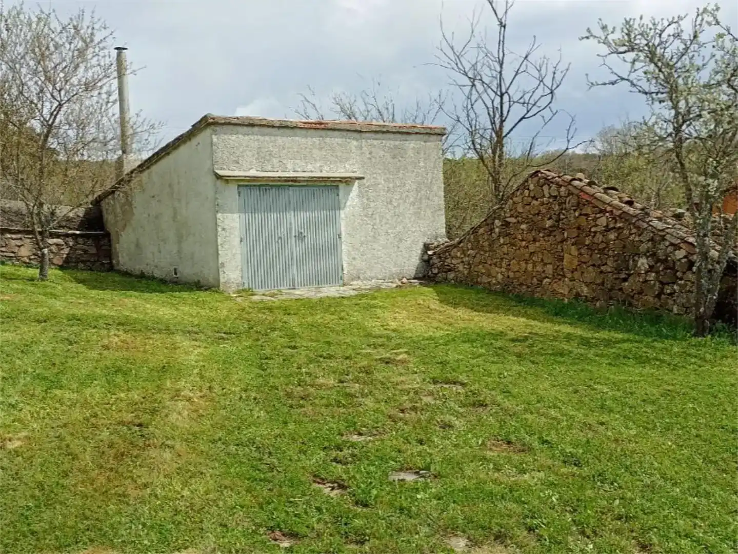 Planta baja en venta en Membribe de la Sierra con Amueblado