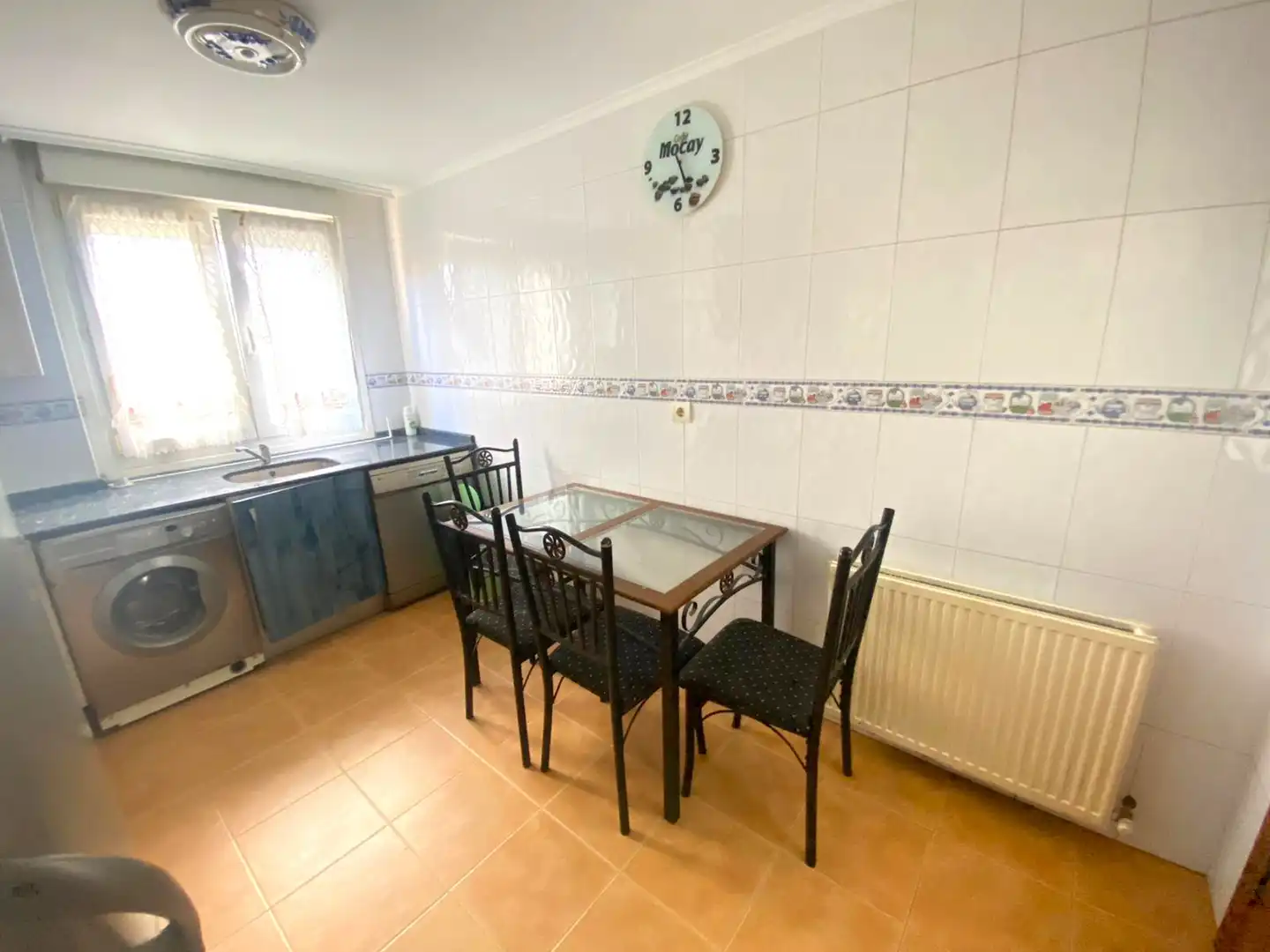 Cocina de Casa o chalet en venta en Castro-Urdiales con Calefacción, Jardín privado y Terraza
