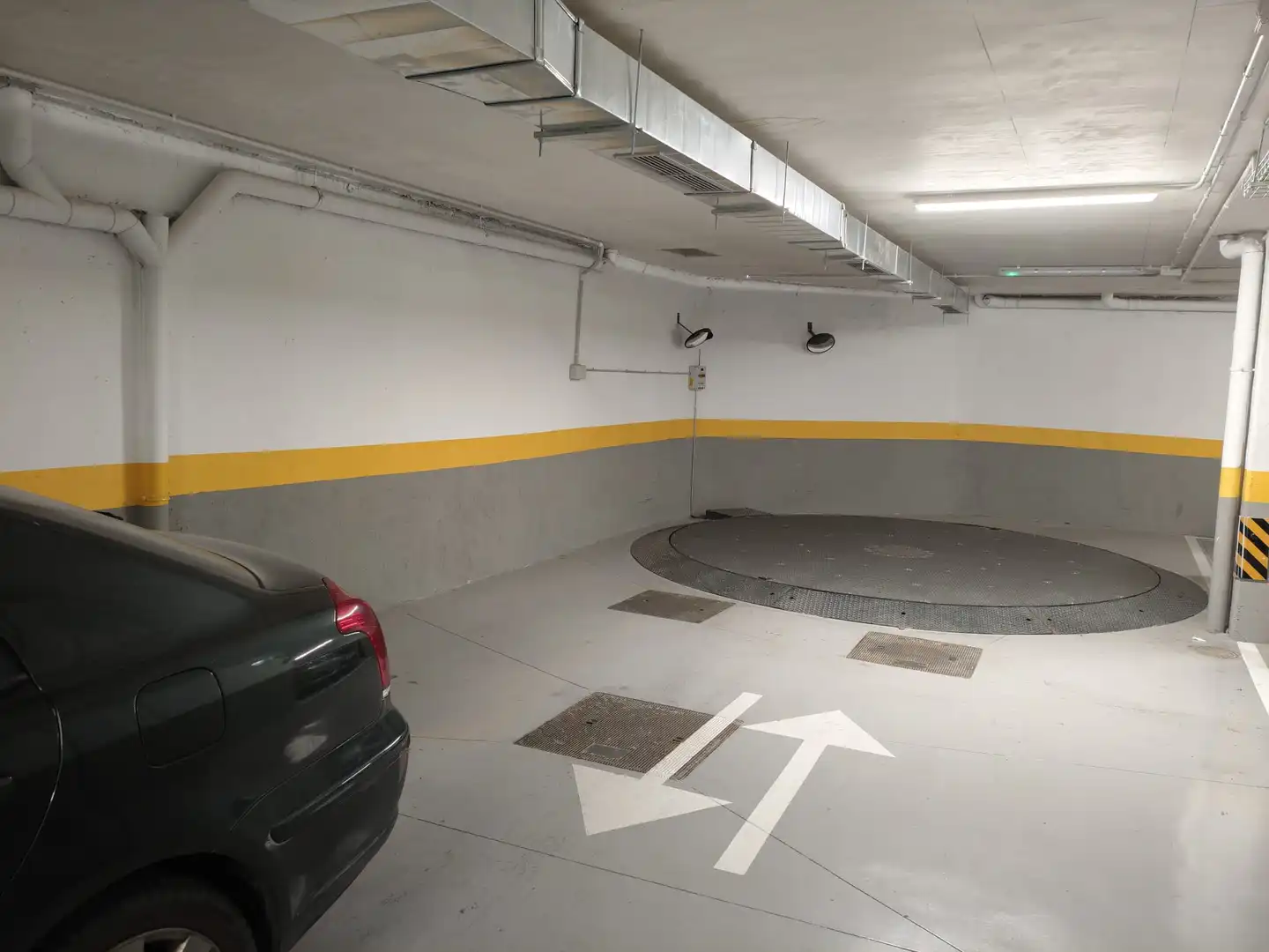 Parkplatz von Garage zur Miete in Barrio de Salamanca