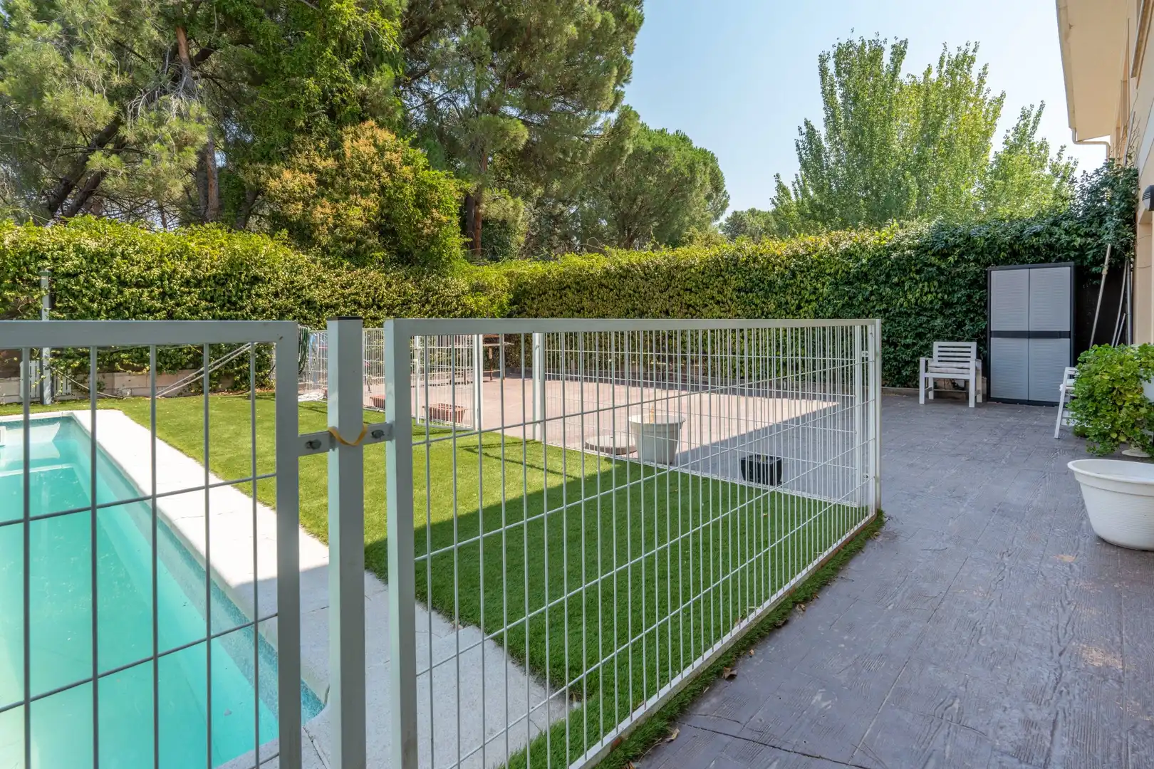 Swimming pool of Houses for sale in Algete  with Air Conditioner, Heating and Private garden