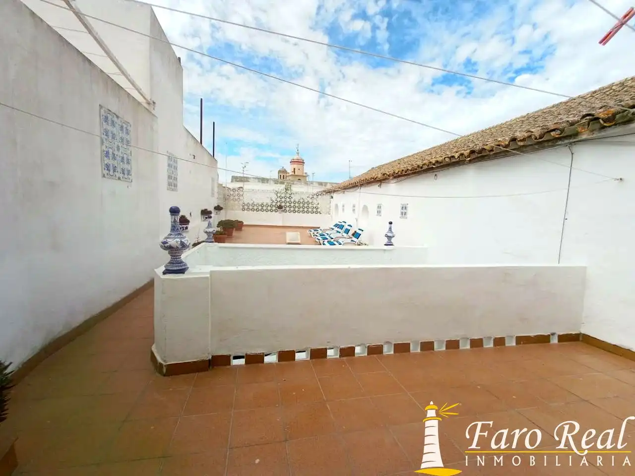 Exterior view of Detached homes for sale in Sanlúcar de Barrameda  with Terrace