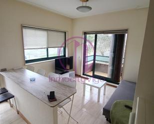 Living room of Flat to rent in Vigo   with Terrace and Balcony