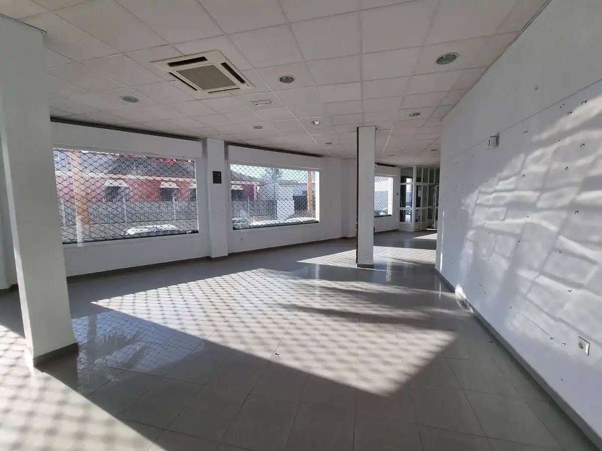 Local commercial à vendre à Avenida de Benacazón 5, imagen 5