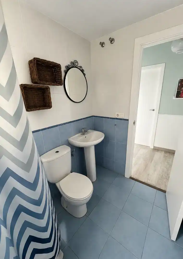 Bany de Pis en venda en Vélez-Málaga amb Aire condicionat, Piscina i Balcó