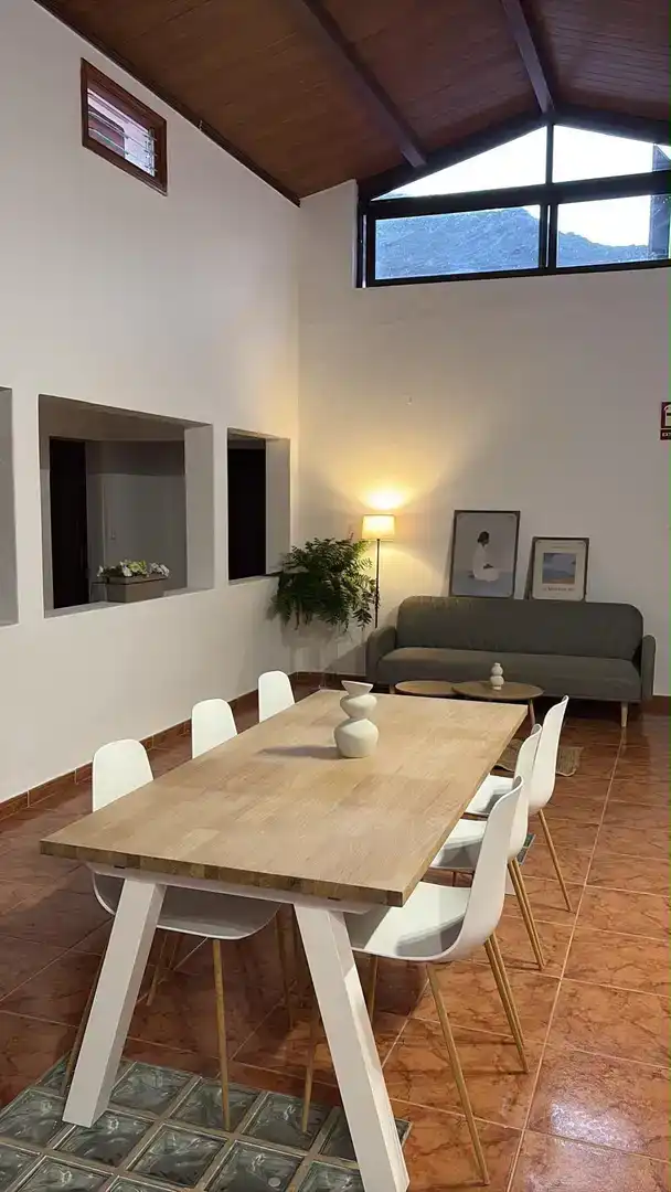Sala d'estar de Casa adosada per a compartir en Santiago del Teide amb Moblat