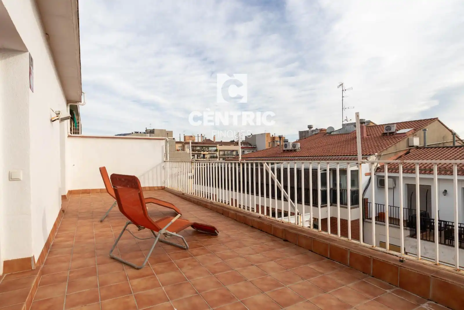 Vista exterior de Àtic en venda en Nord-oest