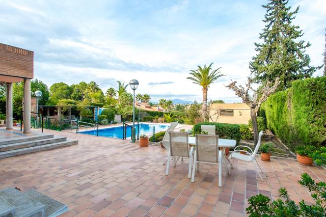 Casa-chalet en Venta en Calle DIEZ - LOS CONEJOS I, 92 en Los Conejos