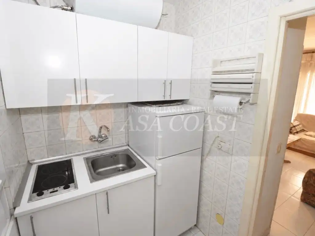 Cuina de Estudi en venda en Fuengirola amb Aire condicionat, Terrassa i Balcó