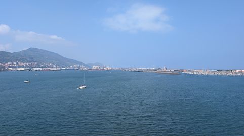 Foto 2 de Piso en venta en Zugatzarte Etorbidea, Las Arenas, Getxo